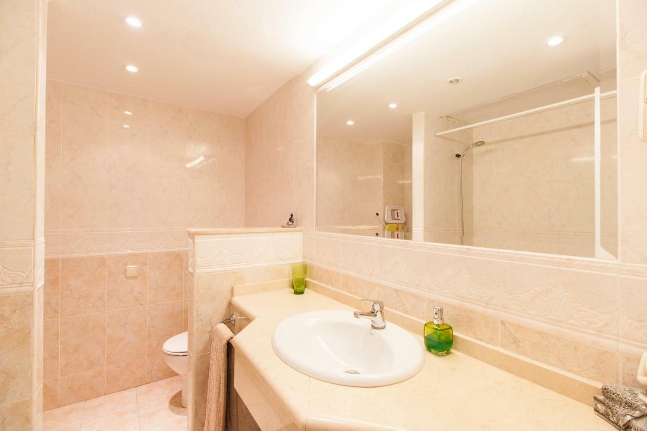 Hotel Apartamento Pyr Fuengirola Private Sunny Pool Side Buitenkant foto