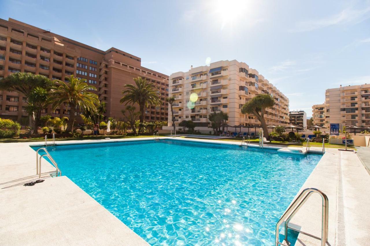 Hotel Apartamento Pyr Fuengirola Private Sunny Pool Side Buitenkant foto